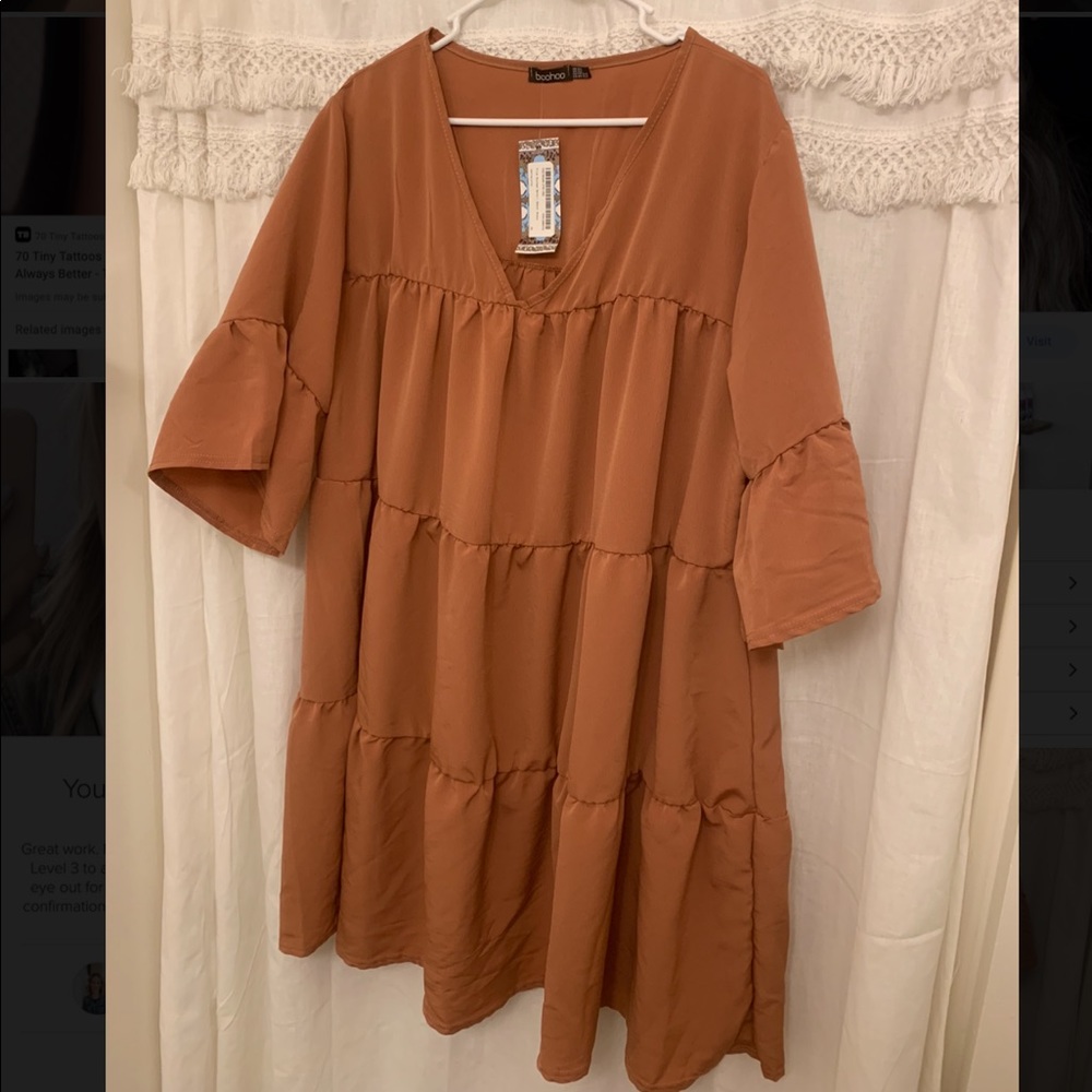 UNWORN ruched smock dress